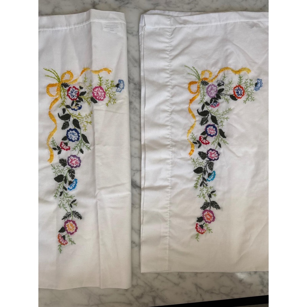 Vintage Bucilla Embroidered Floral Pillowcases White Cotton Blend Set of 2 USA